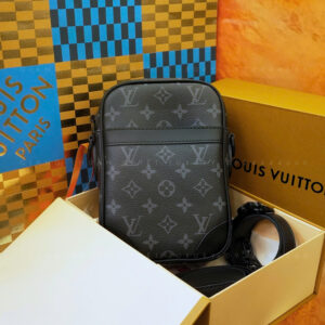 Túi Đeo Chéo Nam Louis Vuitton LV Monogram (TC-50)