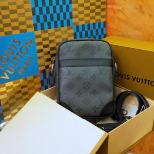 Túi Đeo Chéo Nam Louis Vuitton LV Monogram (TC-51)