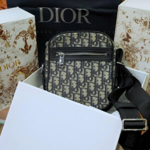 Túi Đeo Chéo Nam Dior Pouch With Strap CD Canvas (TC-67)